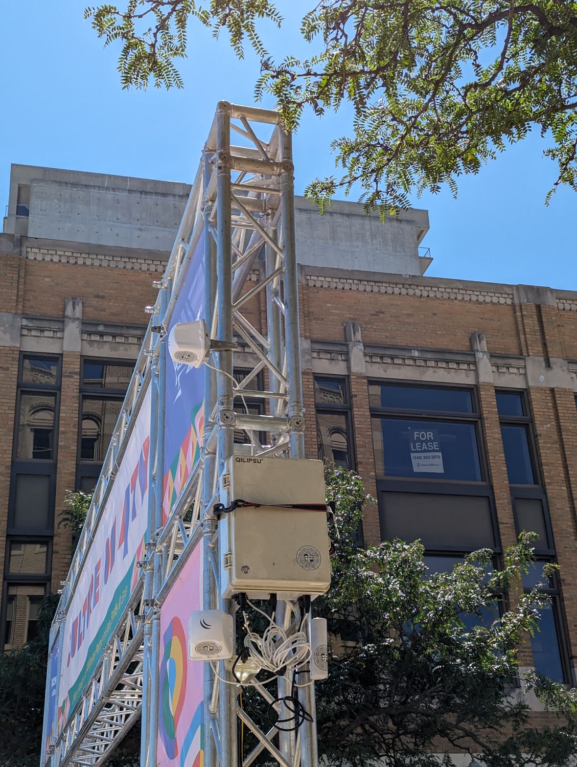 Arts Beats & Eats festival — temporary WiFi on a truss tower